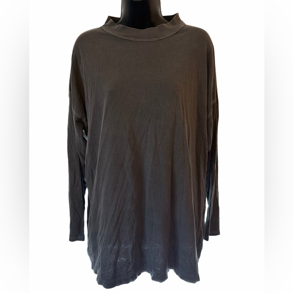 We the Free Gray Mock Neck Top Boho Performance Long Sleeve Shirt Medium